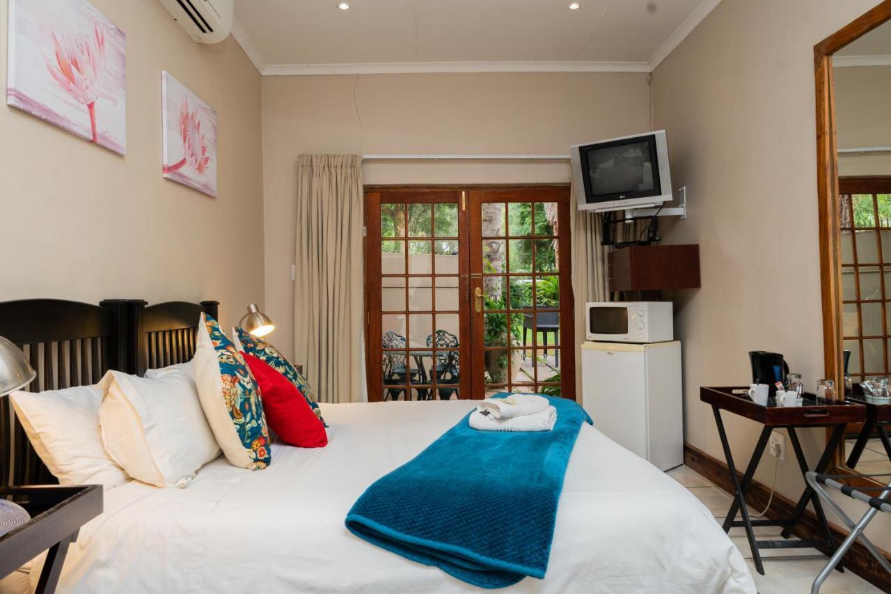 Riverbank Lodge Upington Exterior foto