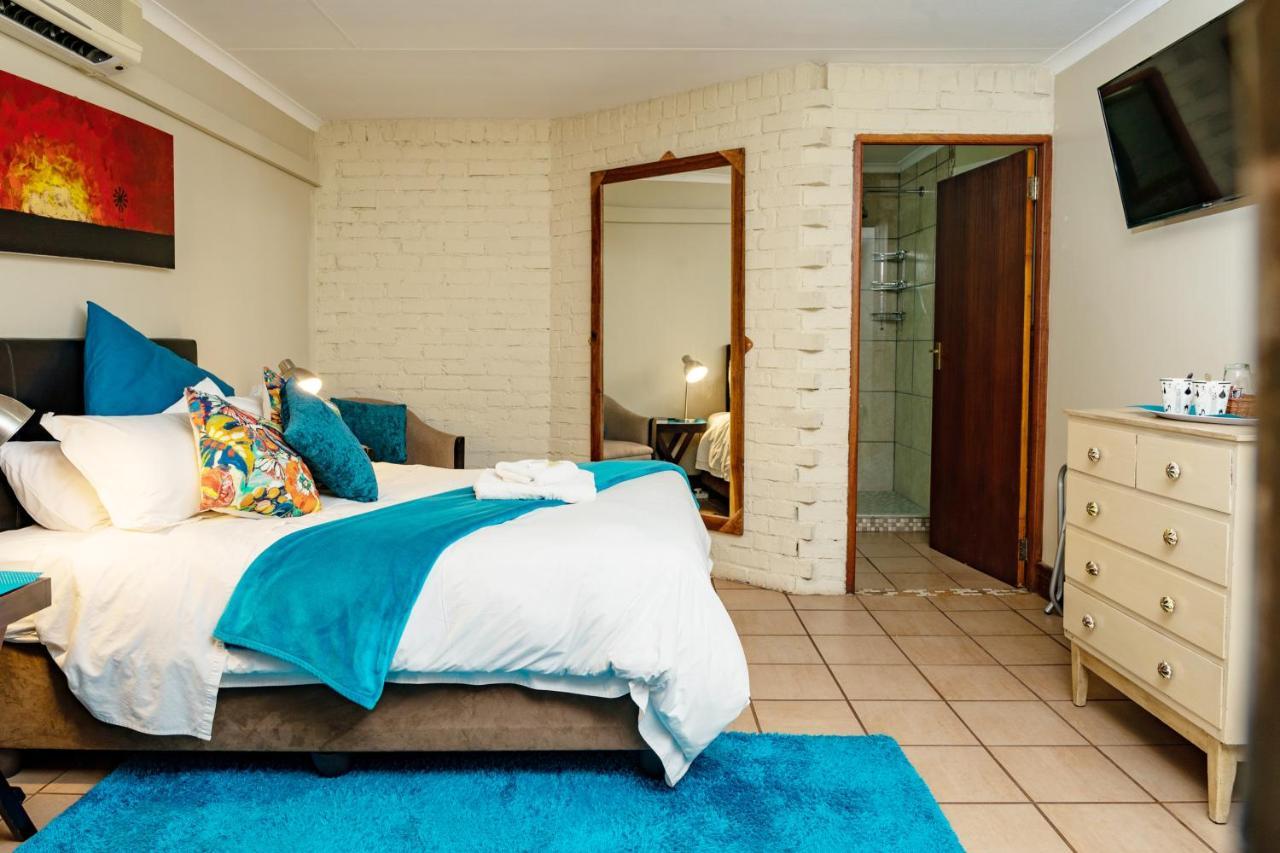 Riverbank Lodge Upington Exterior foto