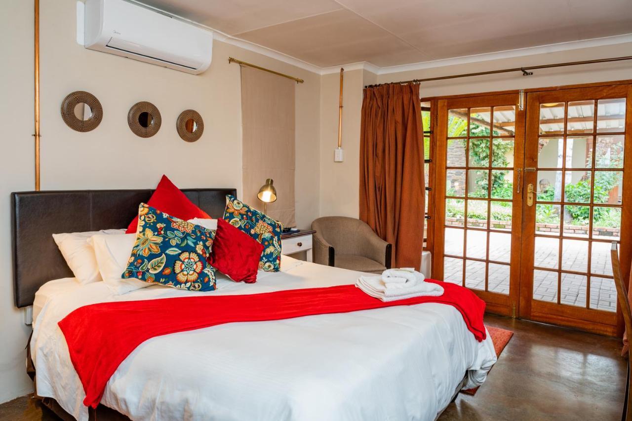 Riverbank Lodge Upington Exterior foto