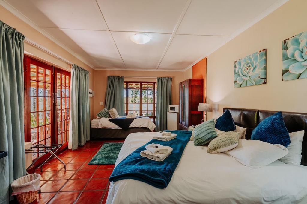 Riverbank Lodge Upington Exterior foto